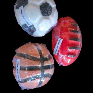 Sporting ball bath bombs