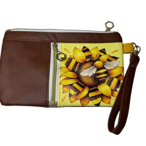 Bee zippy clutch