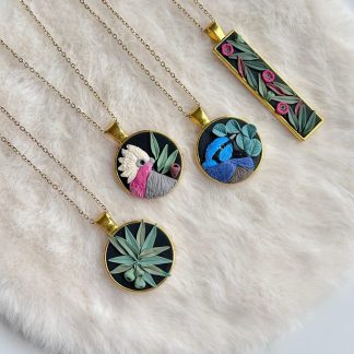 Australiana Flora and Fauna Sculpted Pendants -Gold