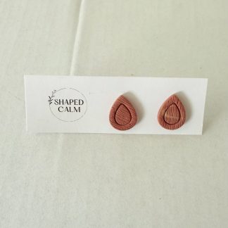 Wood texture teardrop stud earrings